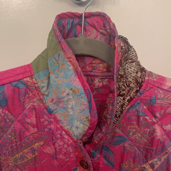 L’Pogee Quilted Reversible Parchwork Jacket - Picture 10 of 13